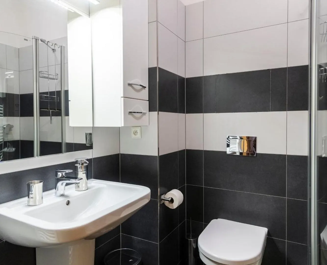 Staropramenna Garden Residence Prague Apartment