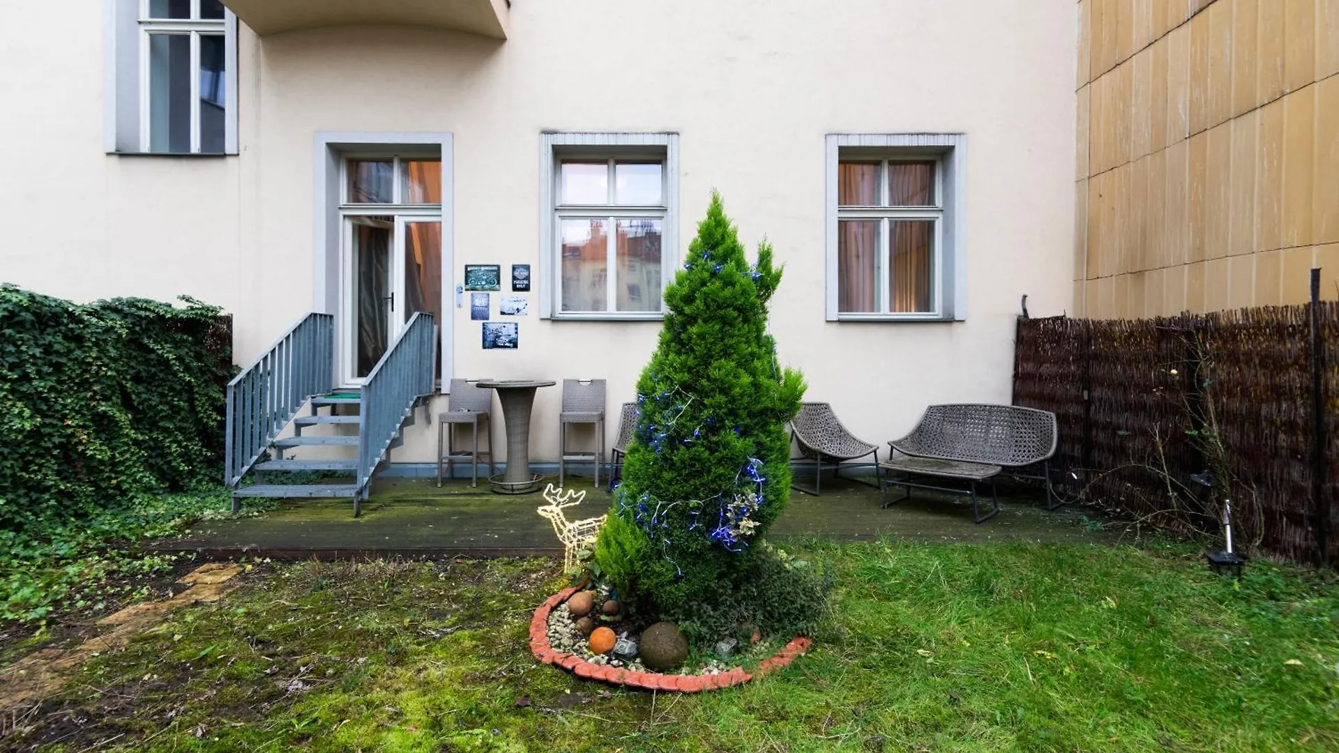 Staropramenna Garden Residence Prága 0*,